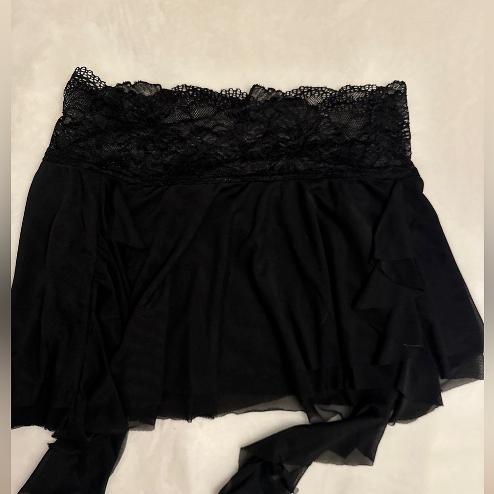 i.am.gia Silo black top and skirt set - Picture 3 of 3